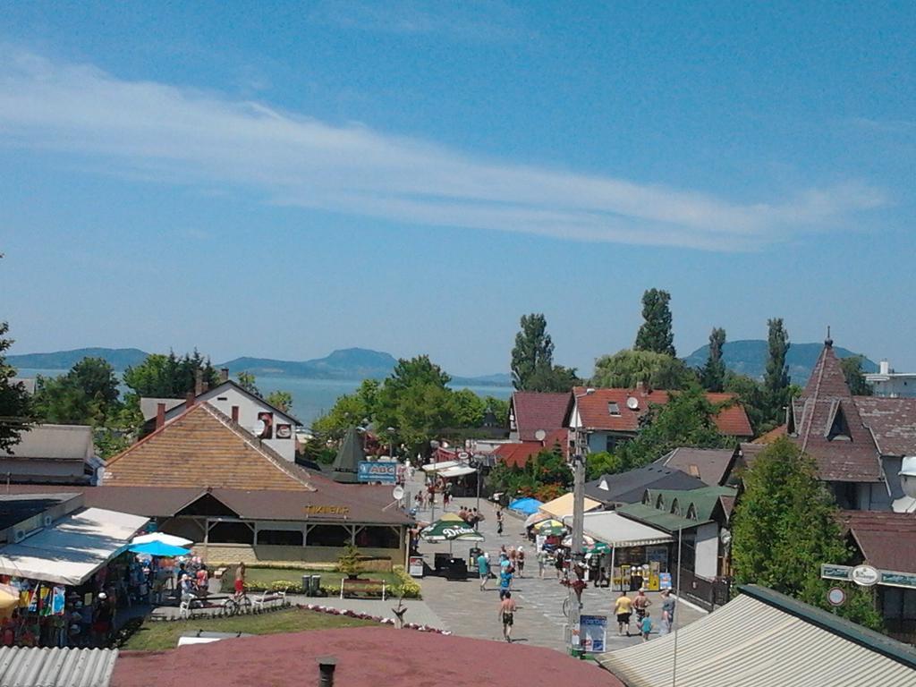 Fenyvesi Trambulinos Nyaralo Balatonfenyves Kültér fotó